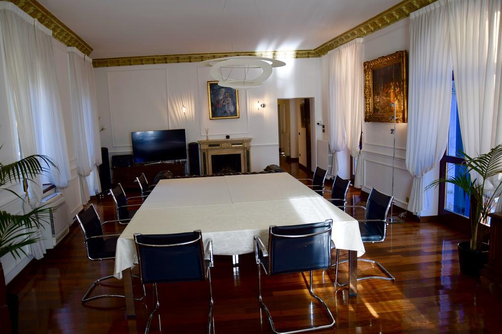 Ball Apartments Loc 04163 Verona Room photo